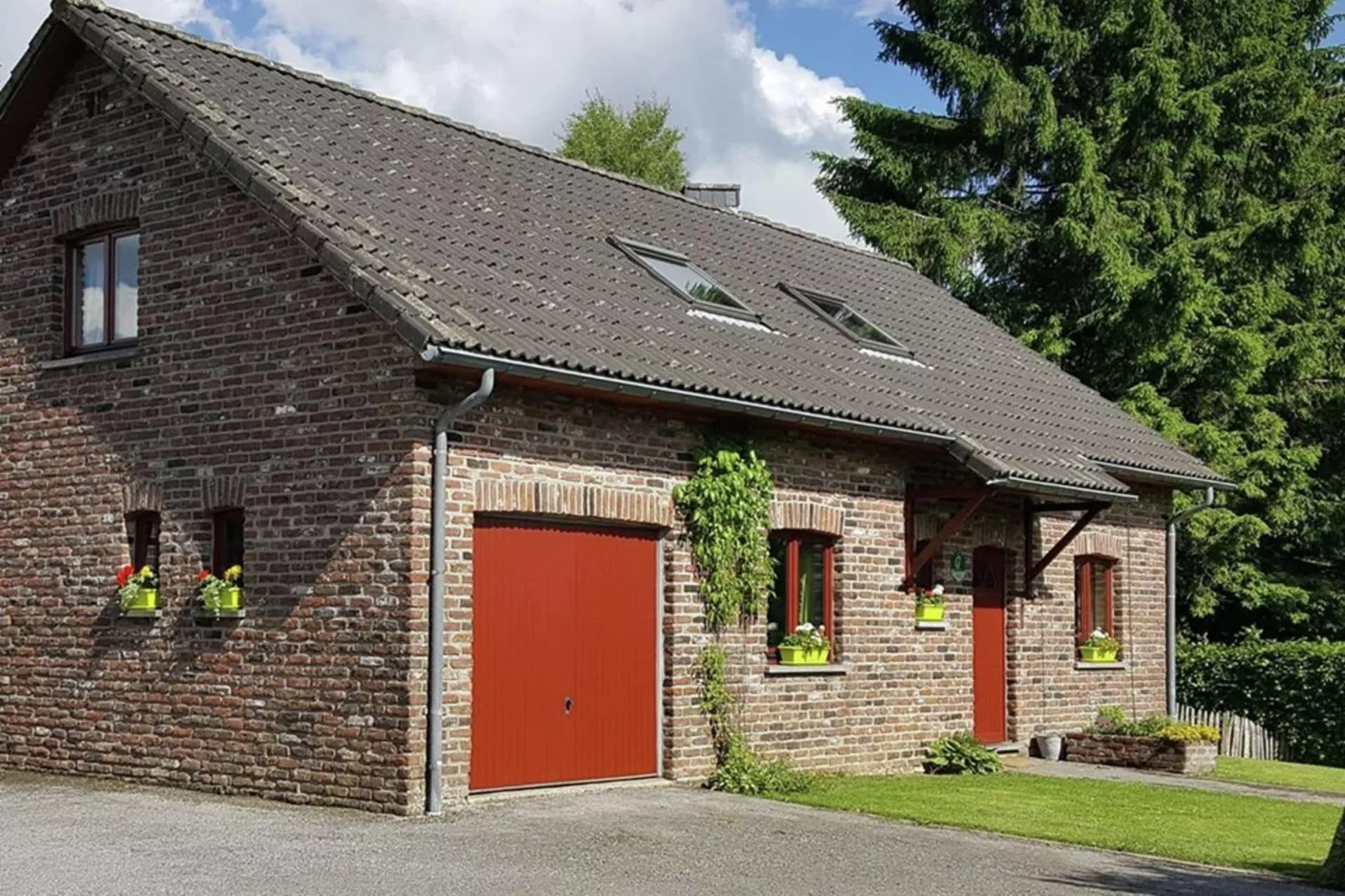 La Clé des Fagnes-Exterior summer