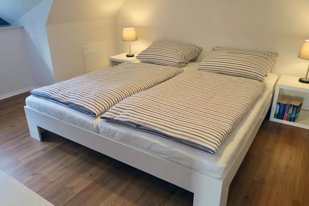 169612-Bedroom