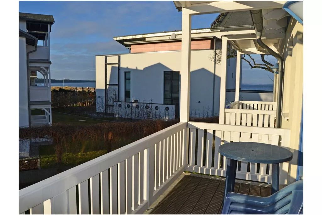 388975-Terrace balcony