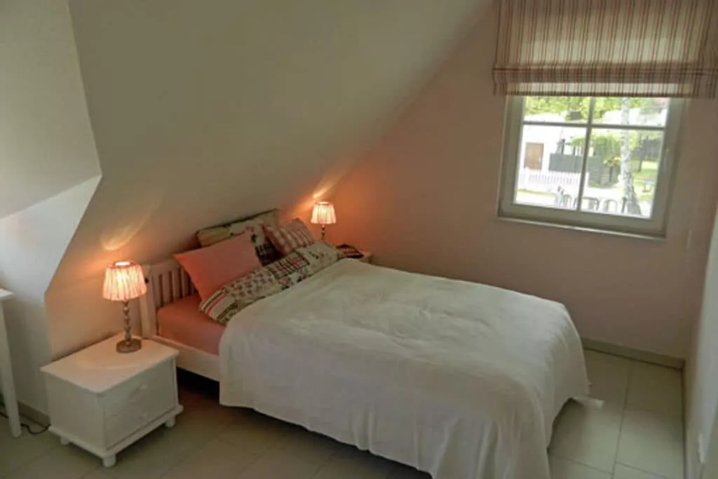 163598-Bedroom