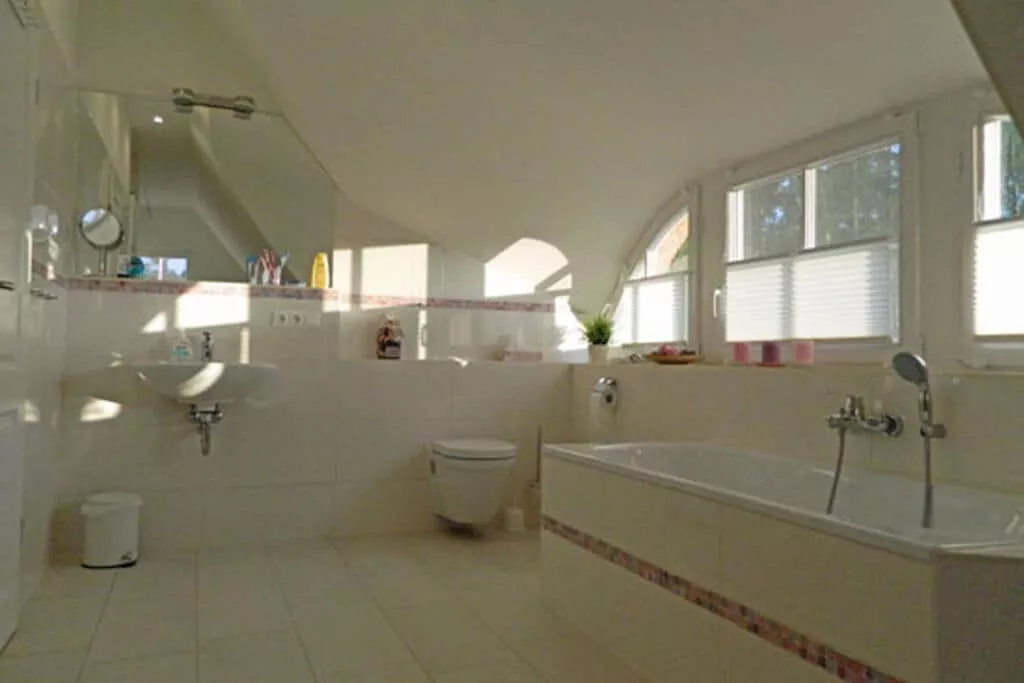 163598-Bathroom