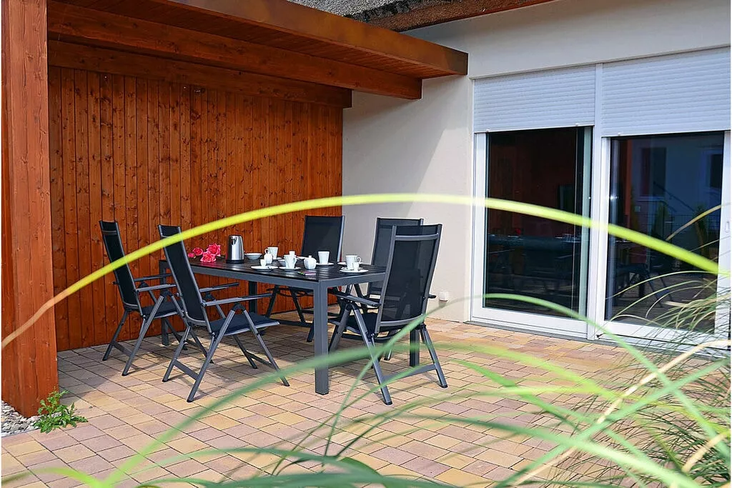 352789-Terrace balcony