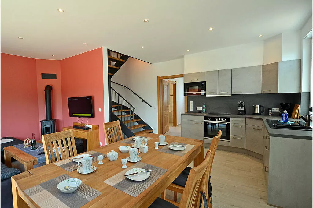 352789-Dining room