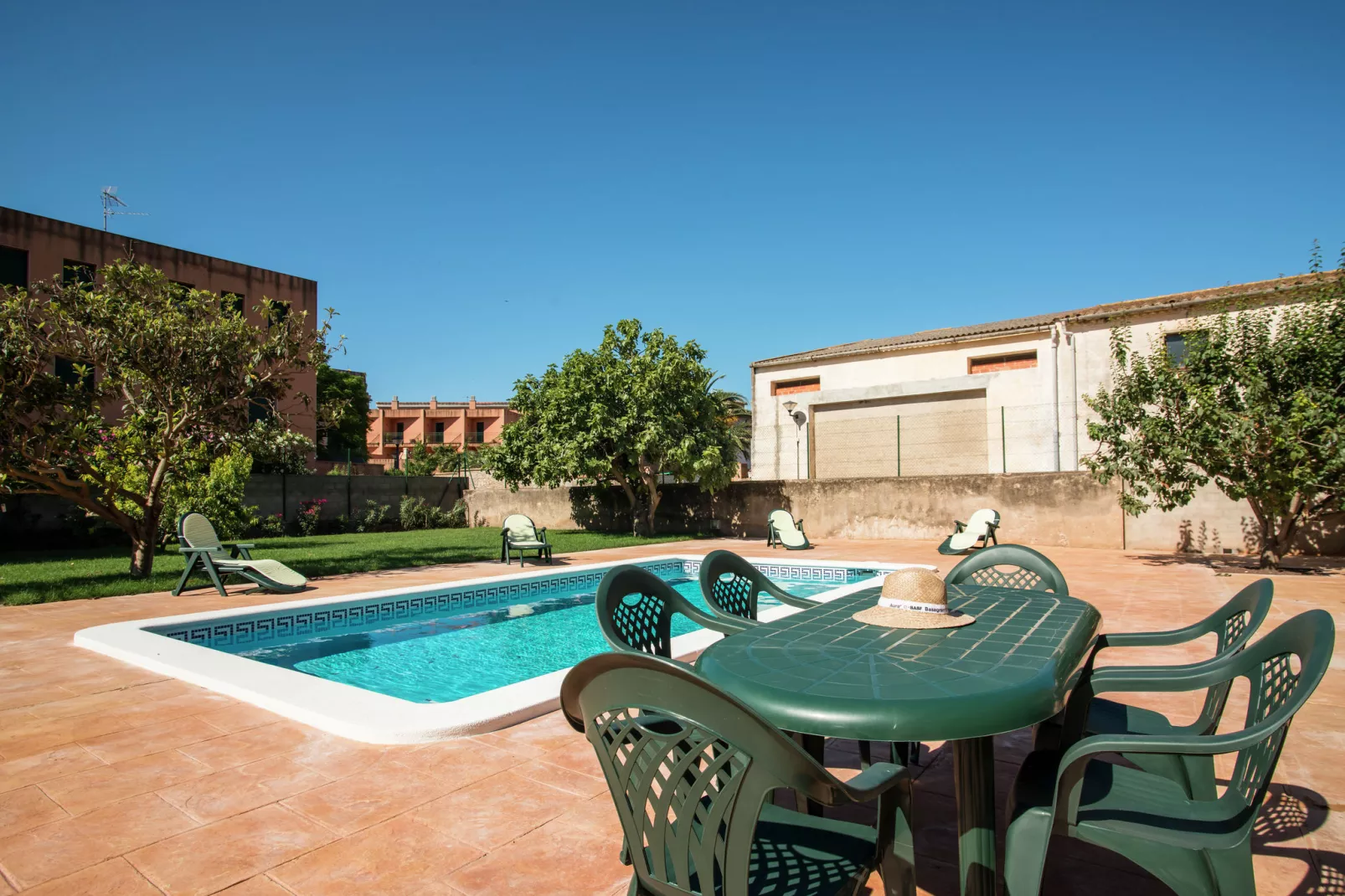 Can Bertu-Pool