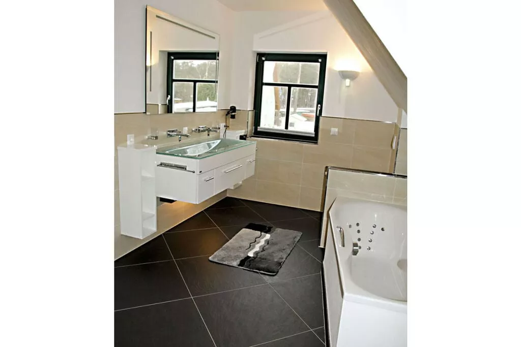 189979-Bathroom