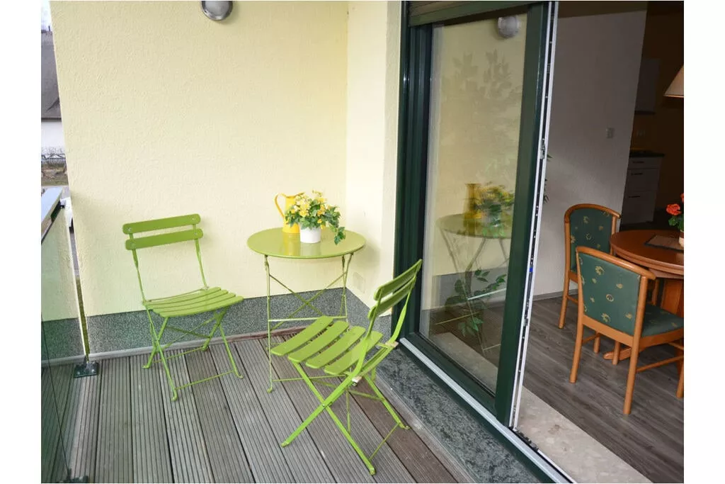 259547-Terrace balcony