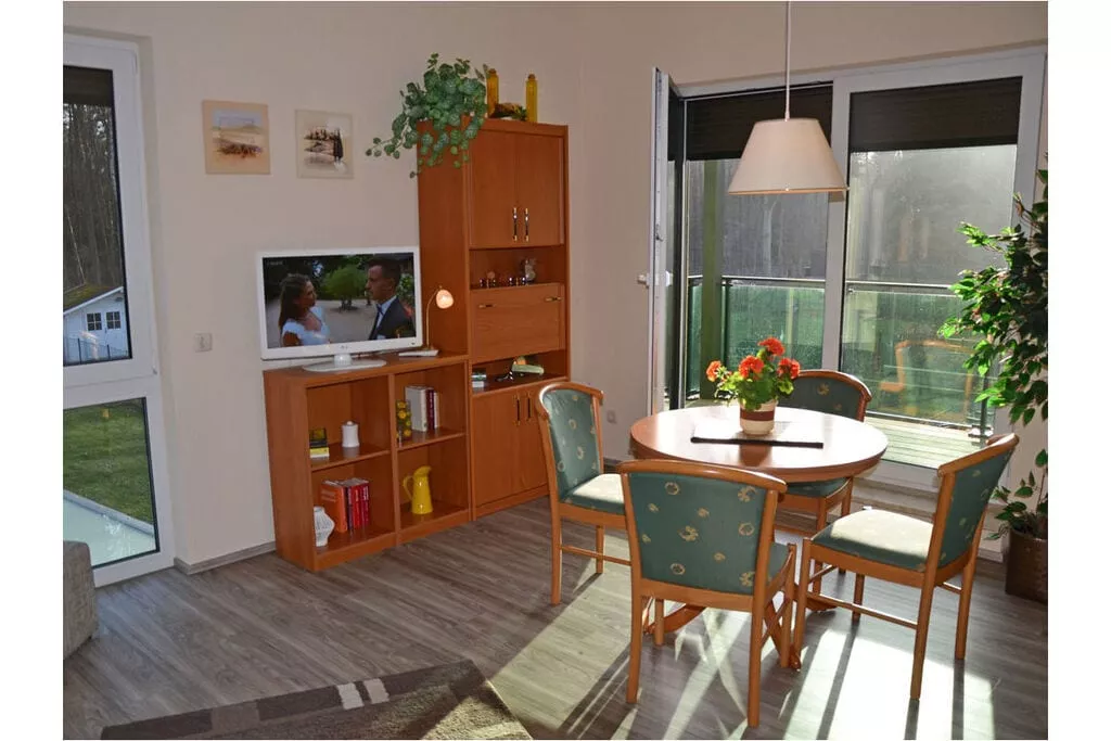 259547-Dining room