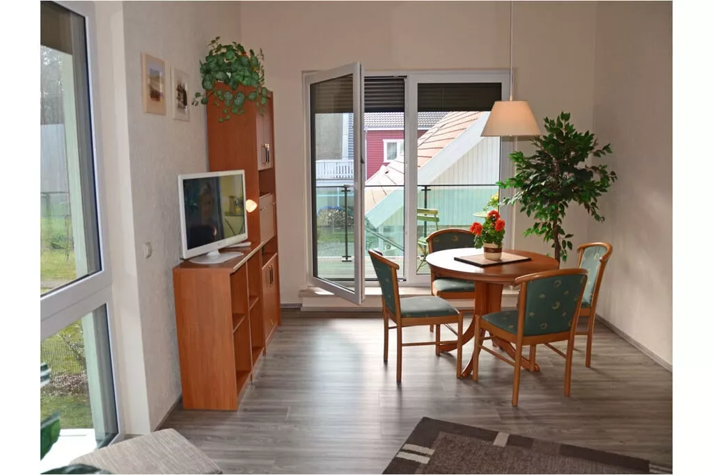 259547-Living room