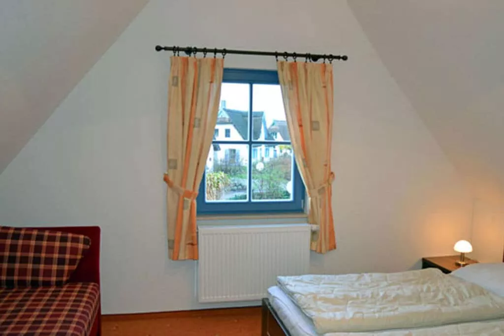 176931-Bedroom