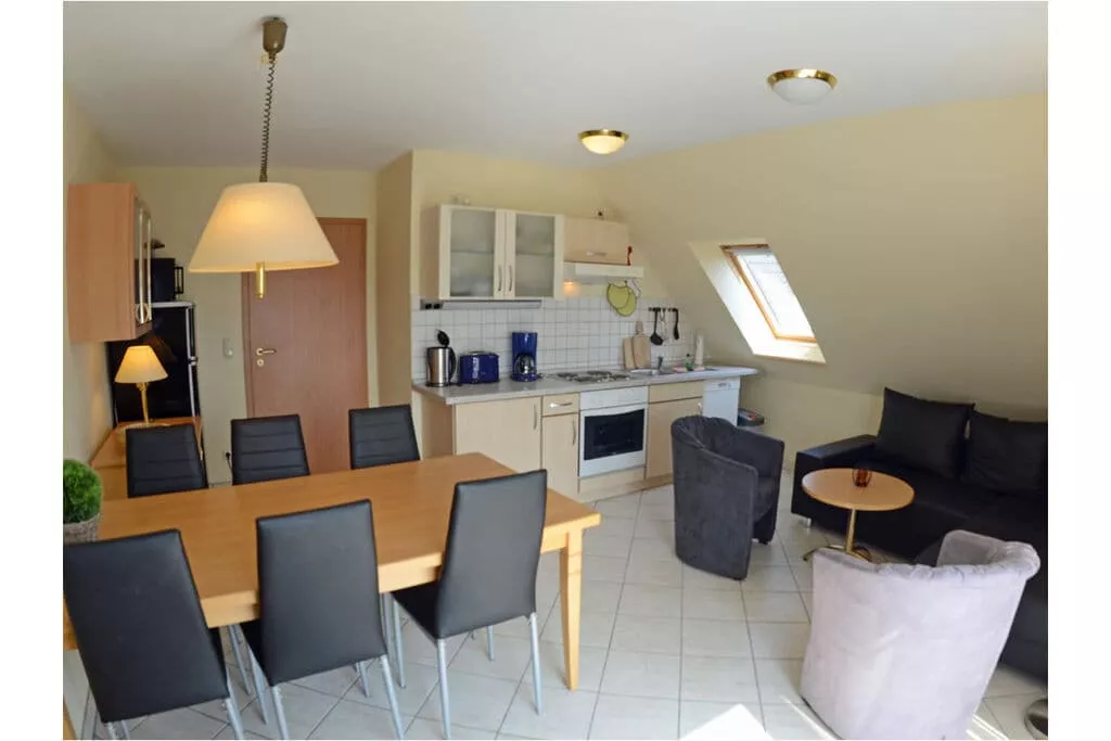 242053-Dining room