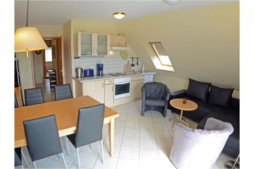 242053-Dining room