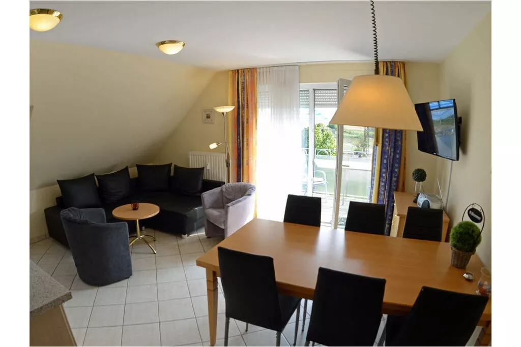 242053-Dining room
