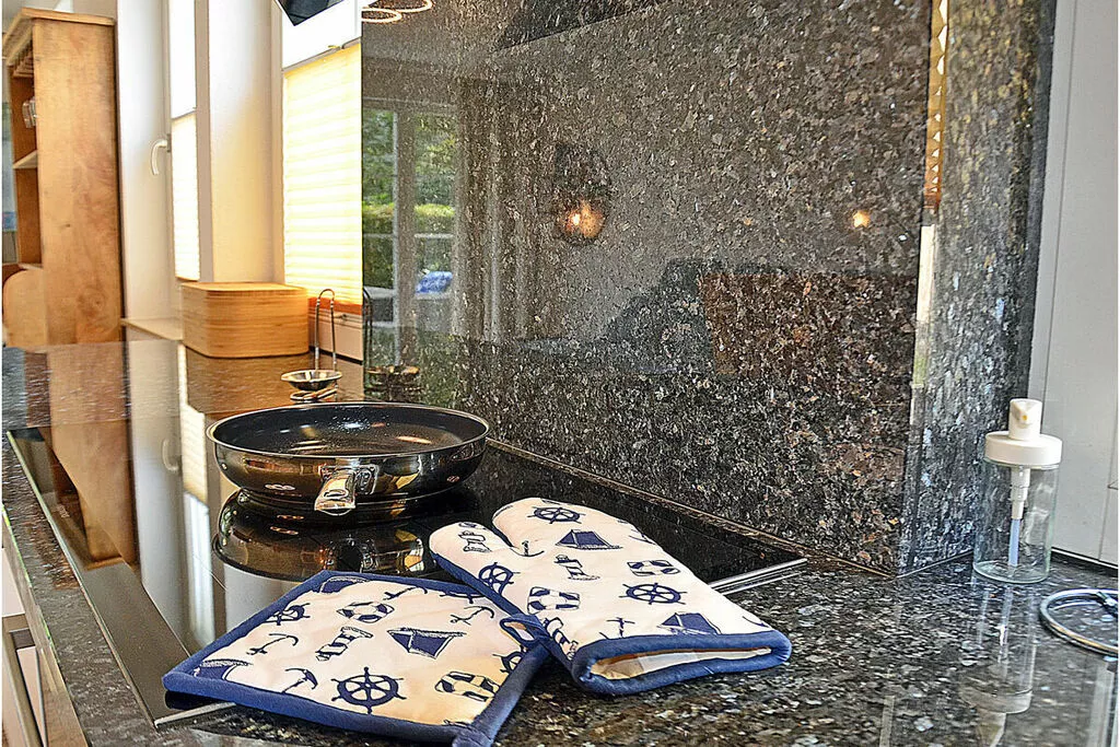 354708-Kitchen