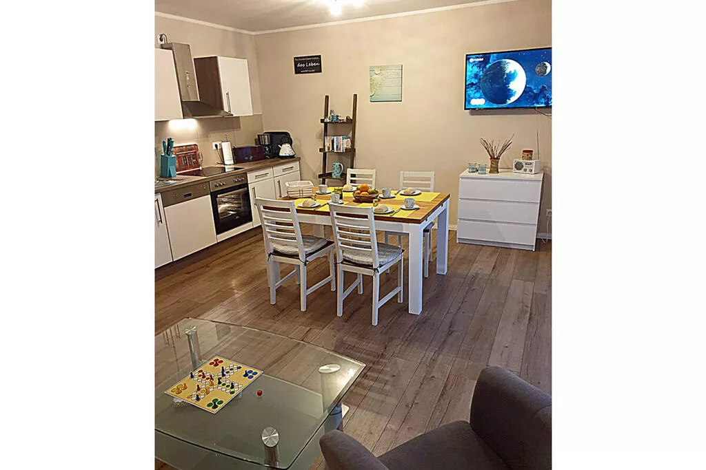 433909-Dining room