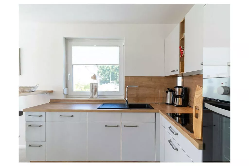 312037-Kitchen