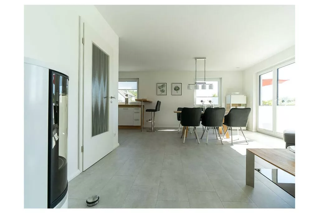 312037-Living room