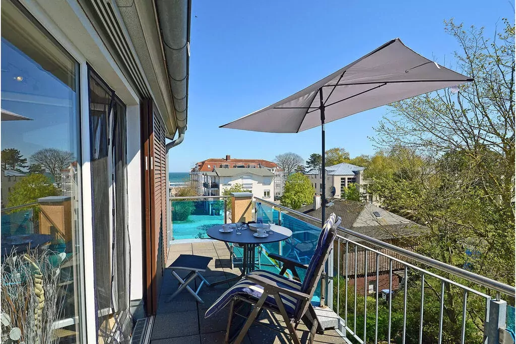 453368-Terrace balcony