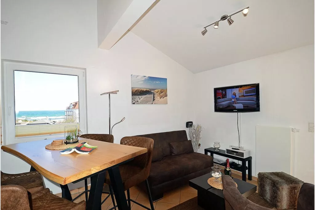 453368-Living room