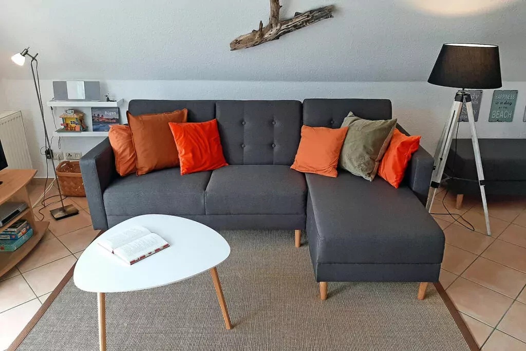 40171-Living room