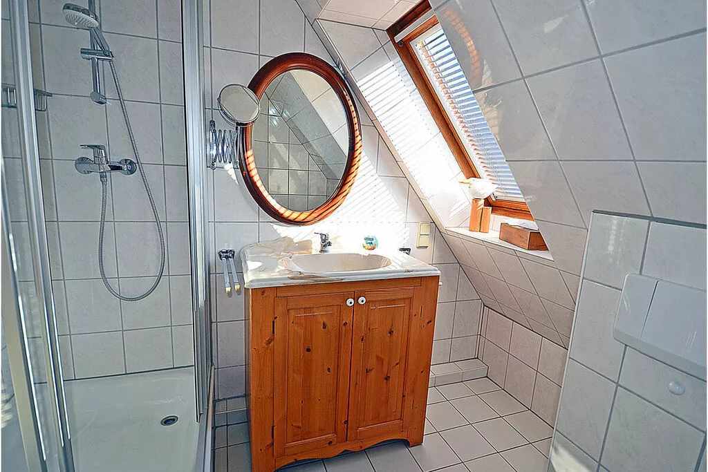 230507-Bathroom