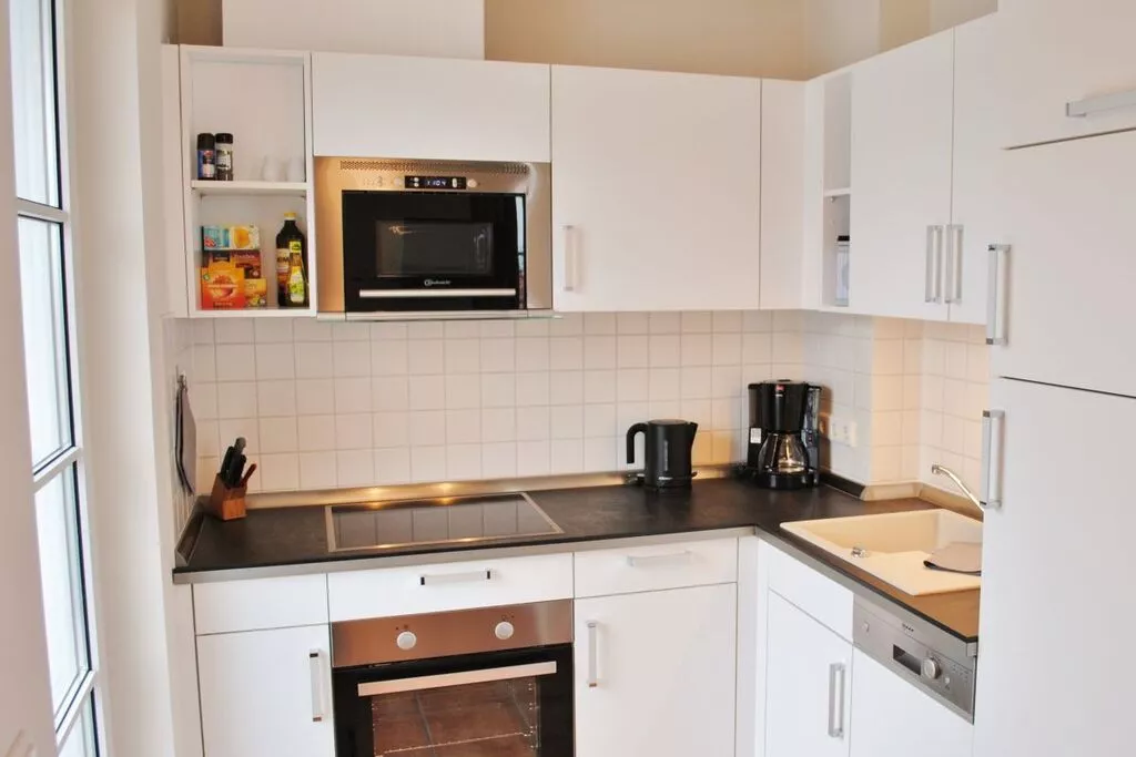 194255-Kitchen