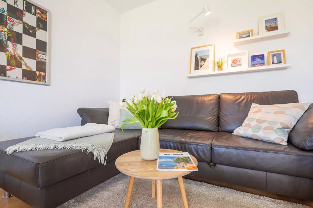 447395-Living room