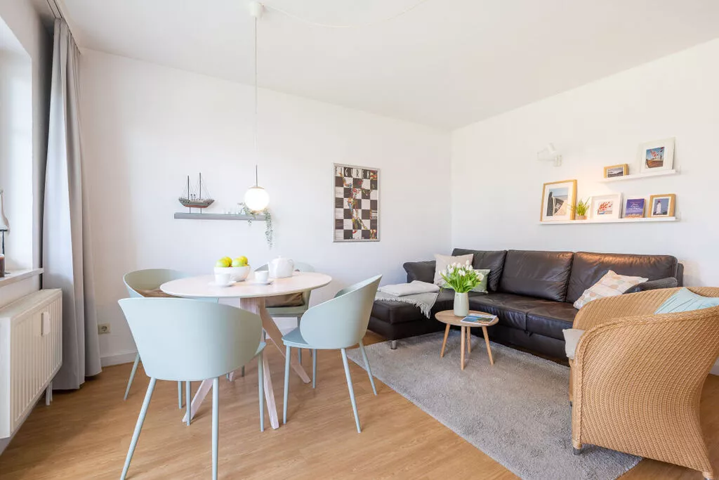 447395-Living room
