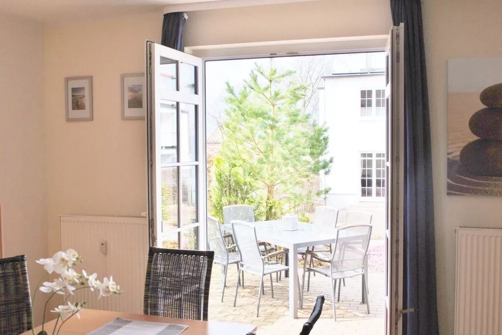229698-Dining room