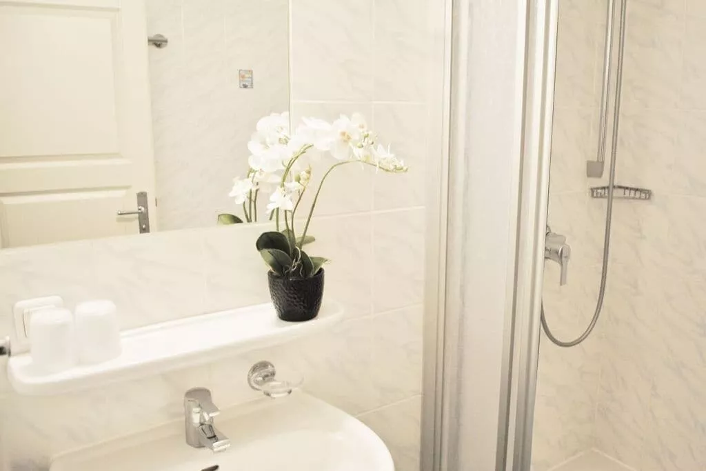 228091-Bathroom