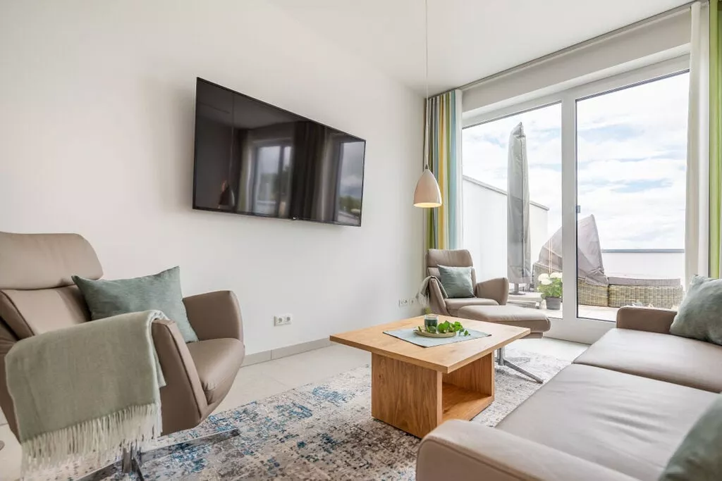463765-Living room