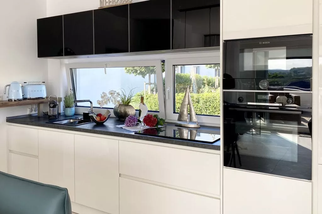 374694-Kitchen