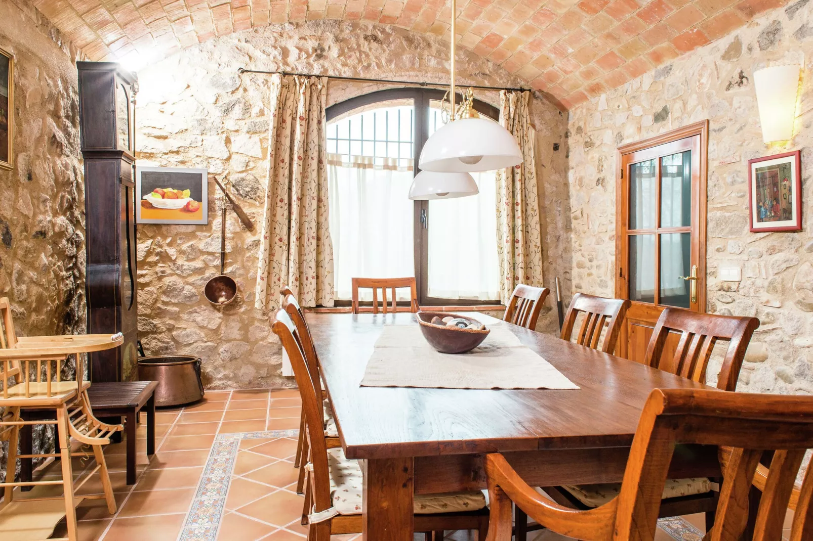 Mas Delfi-Dining room