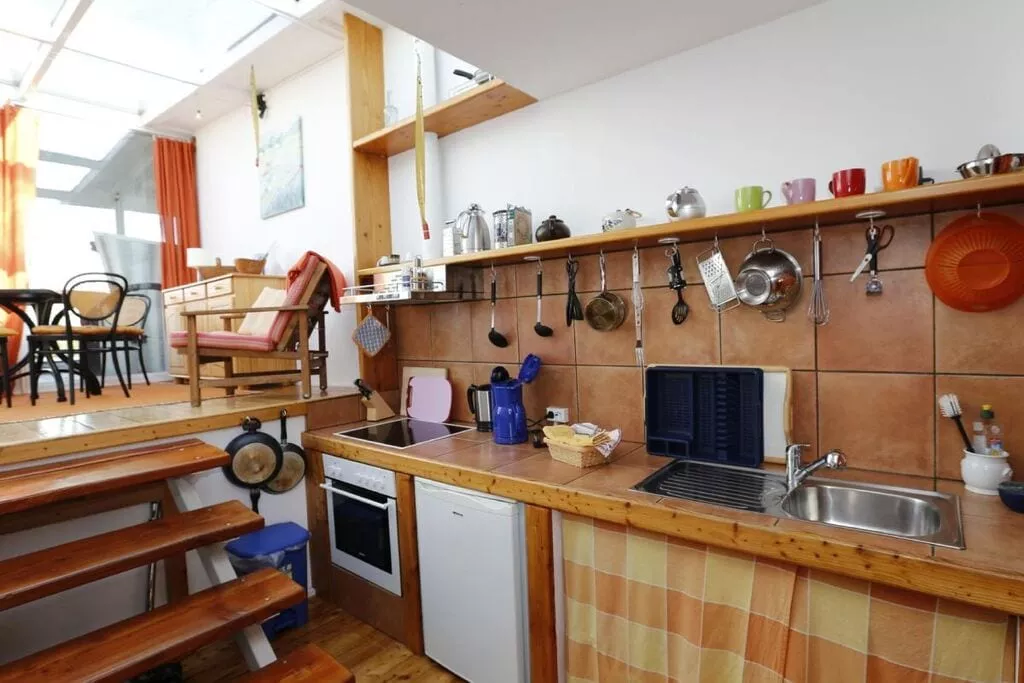 231467-Kitchen