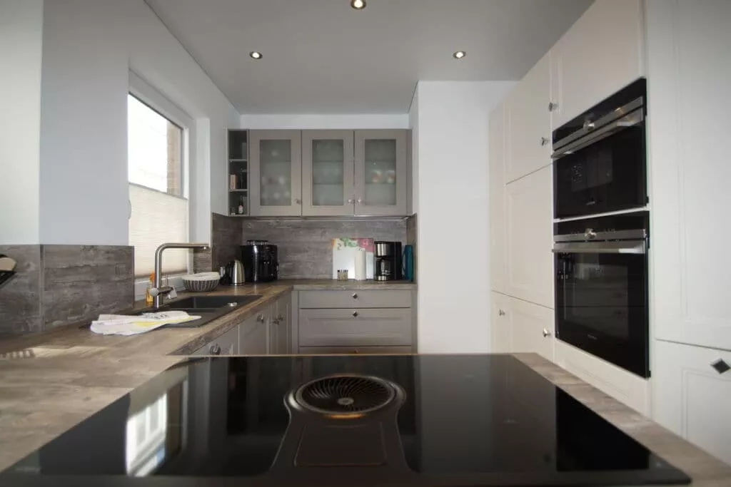 238304-Kitchen