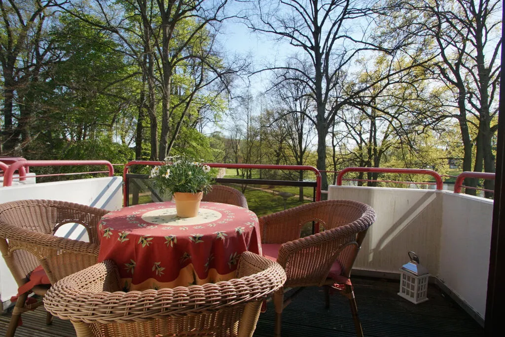 77294-Terrace balcony