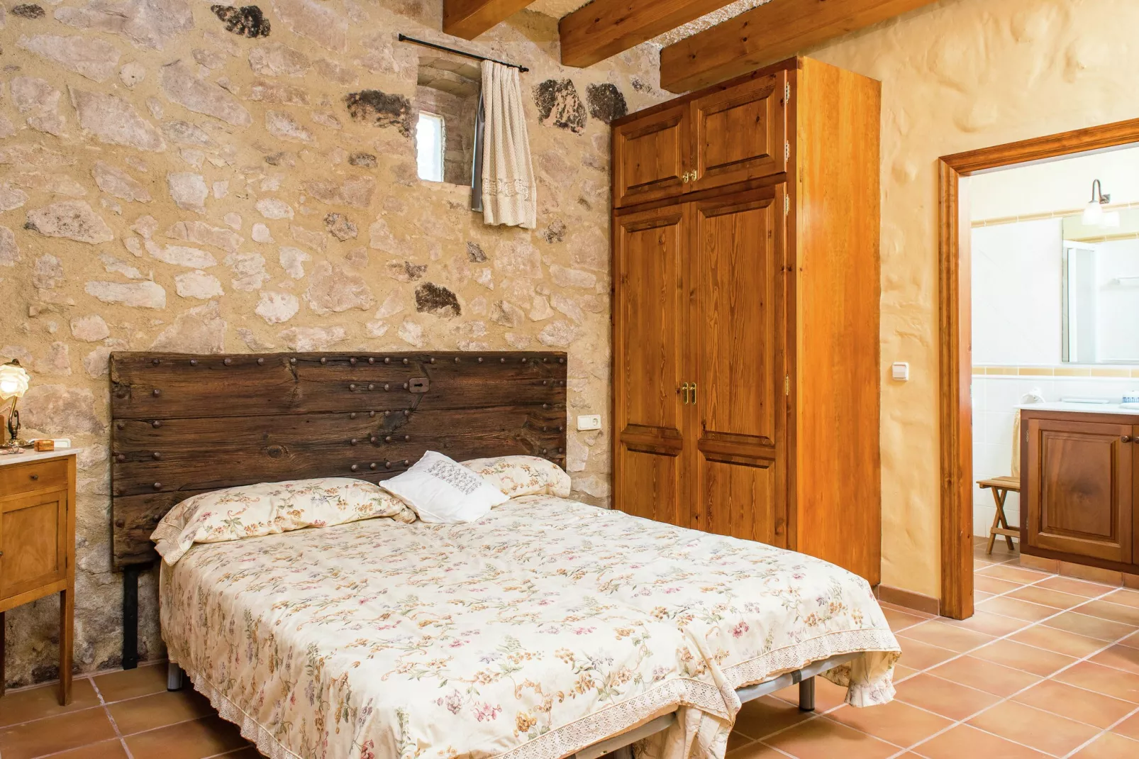 Mas Delfi-Bedroom
