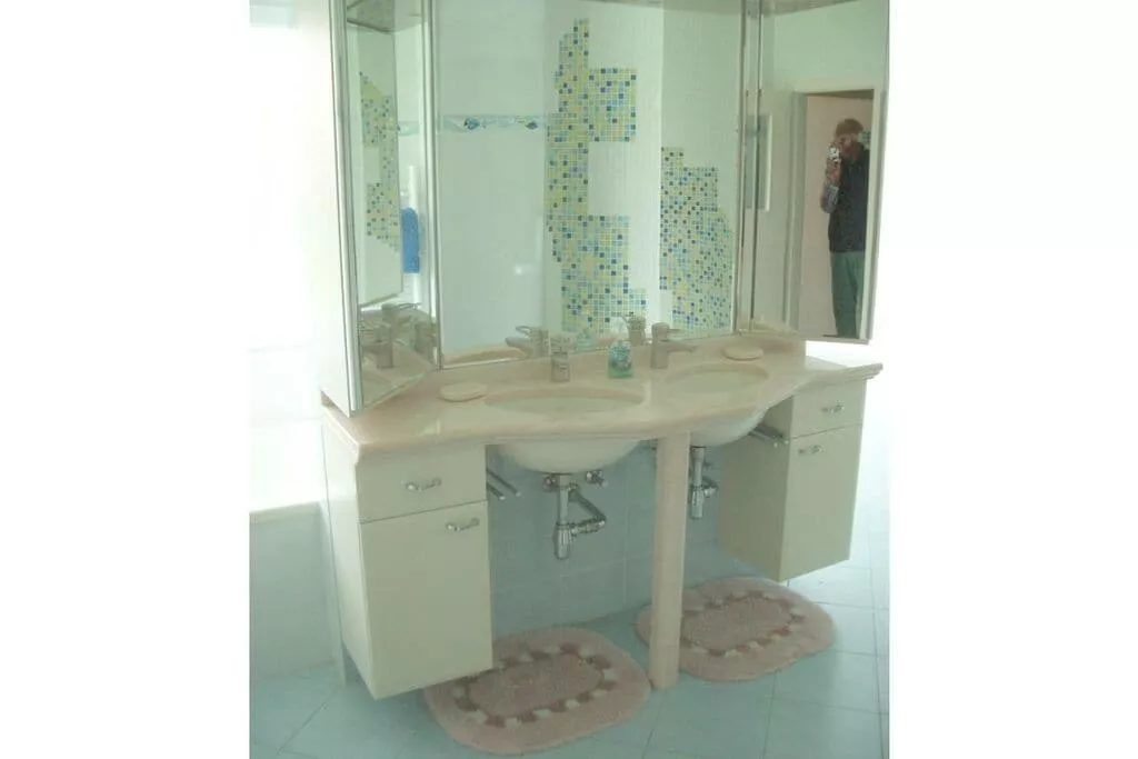 62578-Bathroom