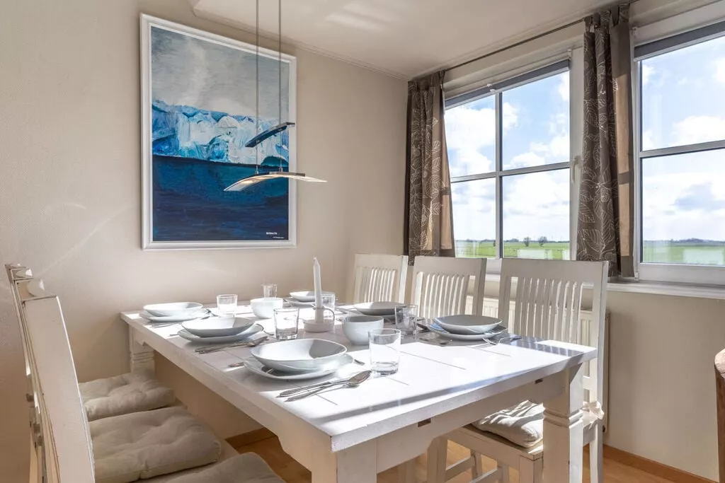 107434-Dining room