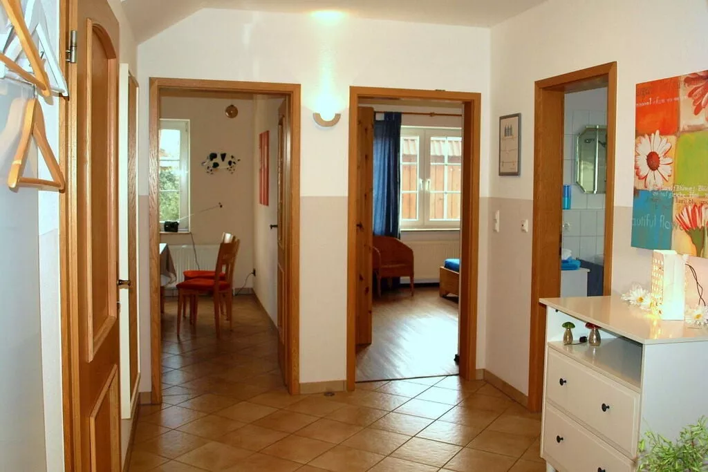 185172-Living room