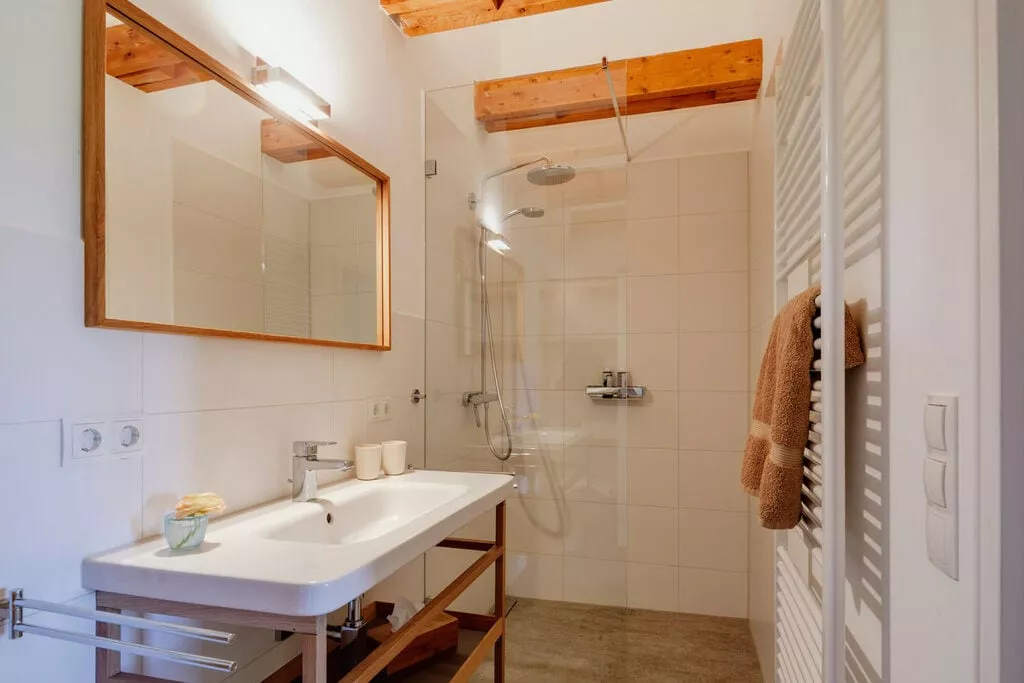 199160-Bathroom