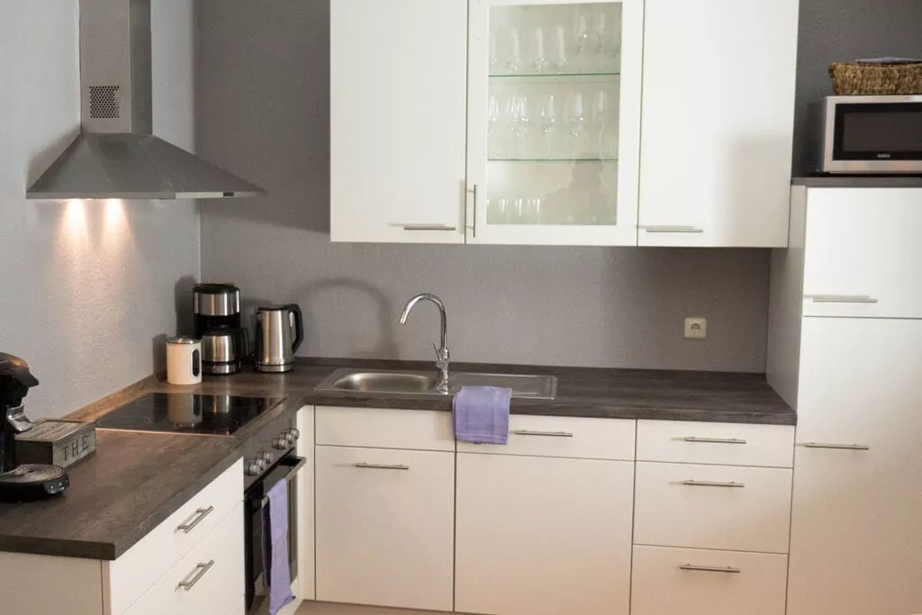 232435-Kitchen