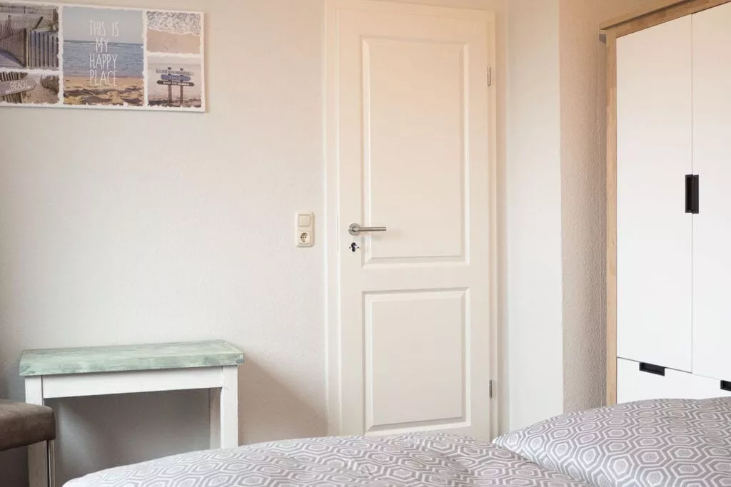 232435-Bedroom