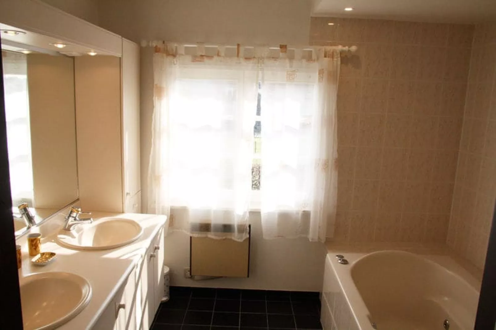 Le Chalet des Robinsons-Bathroom