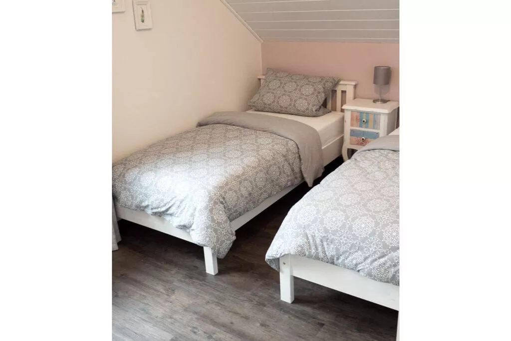 232435-Bedroom