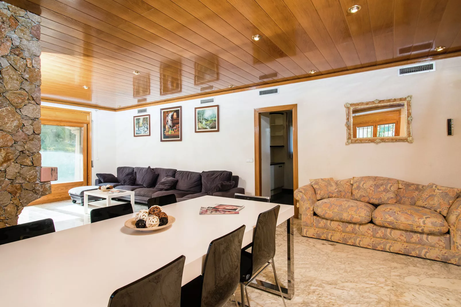 Amfora Miro-Living room