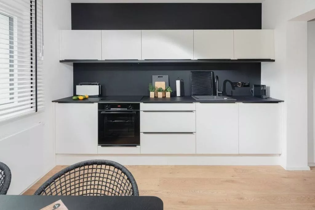 344482-Kitchen