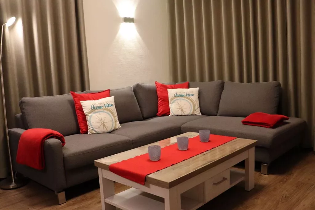 290933-Living room