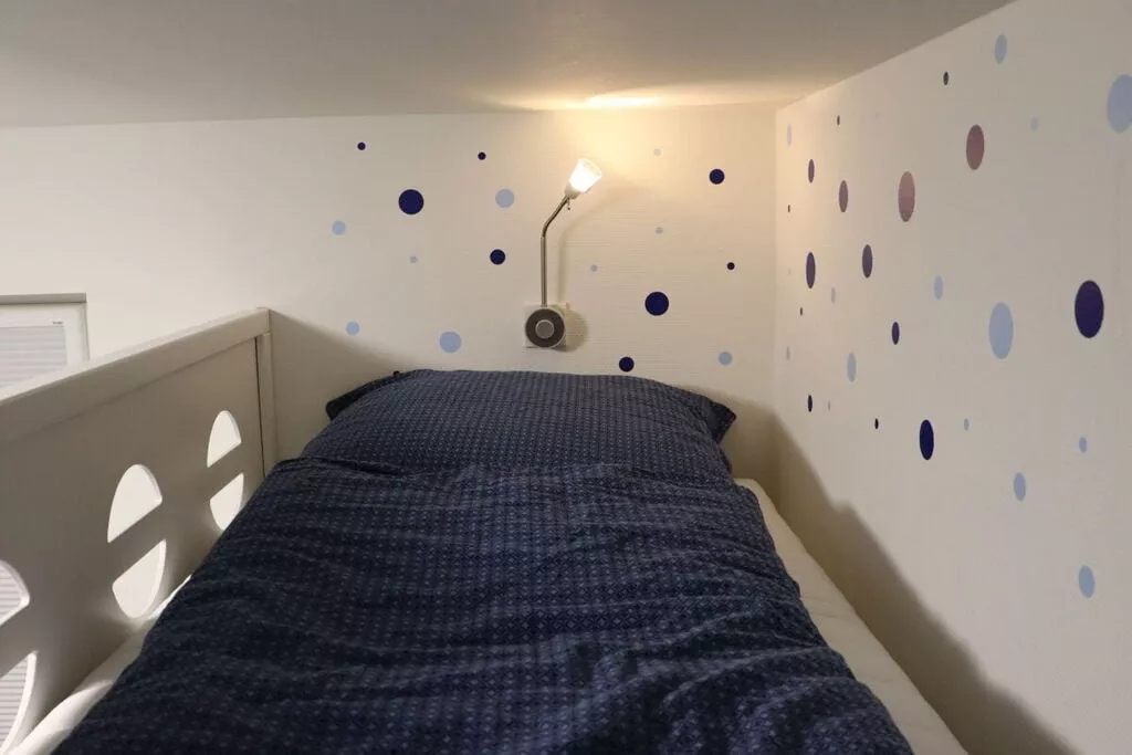 290933-Bedroom