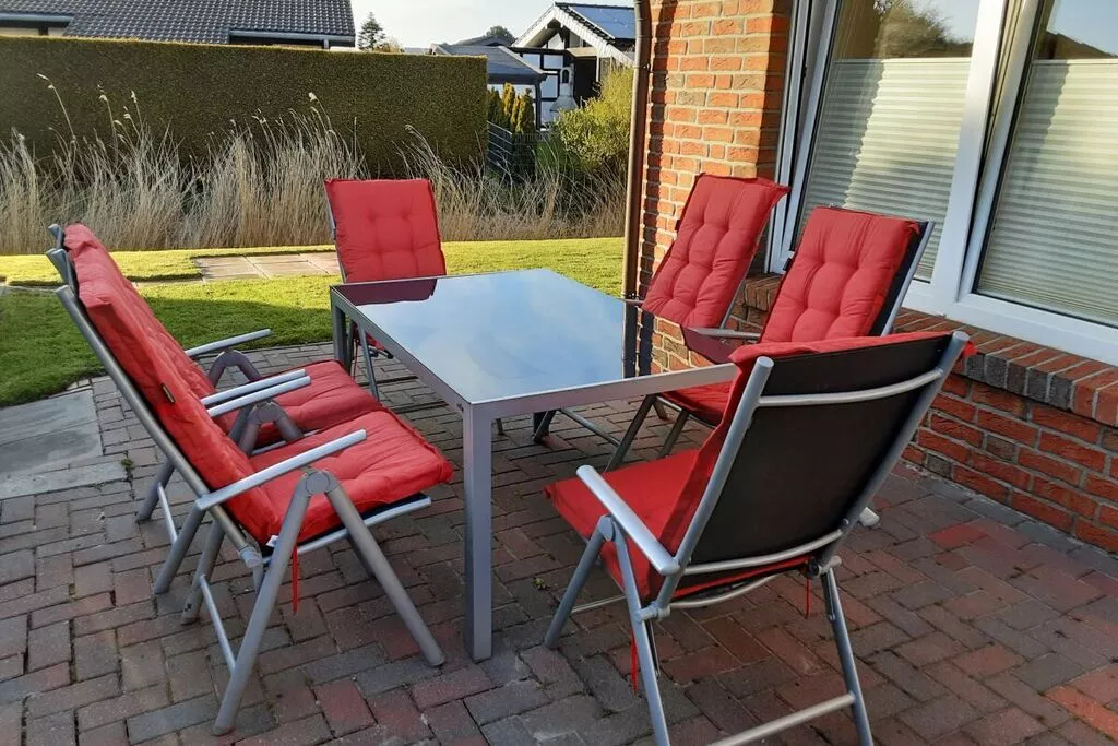 274726-Dining room