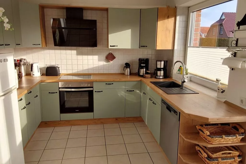 274726-Kitchen